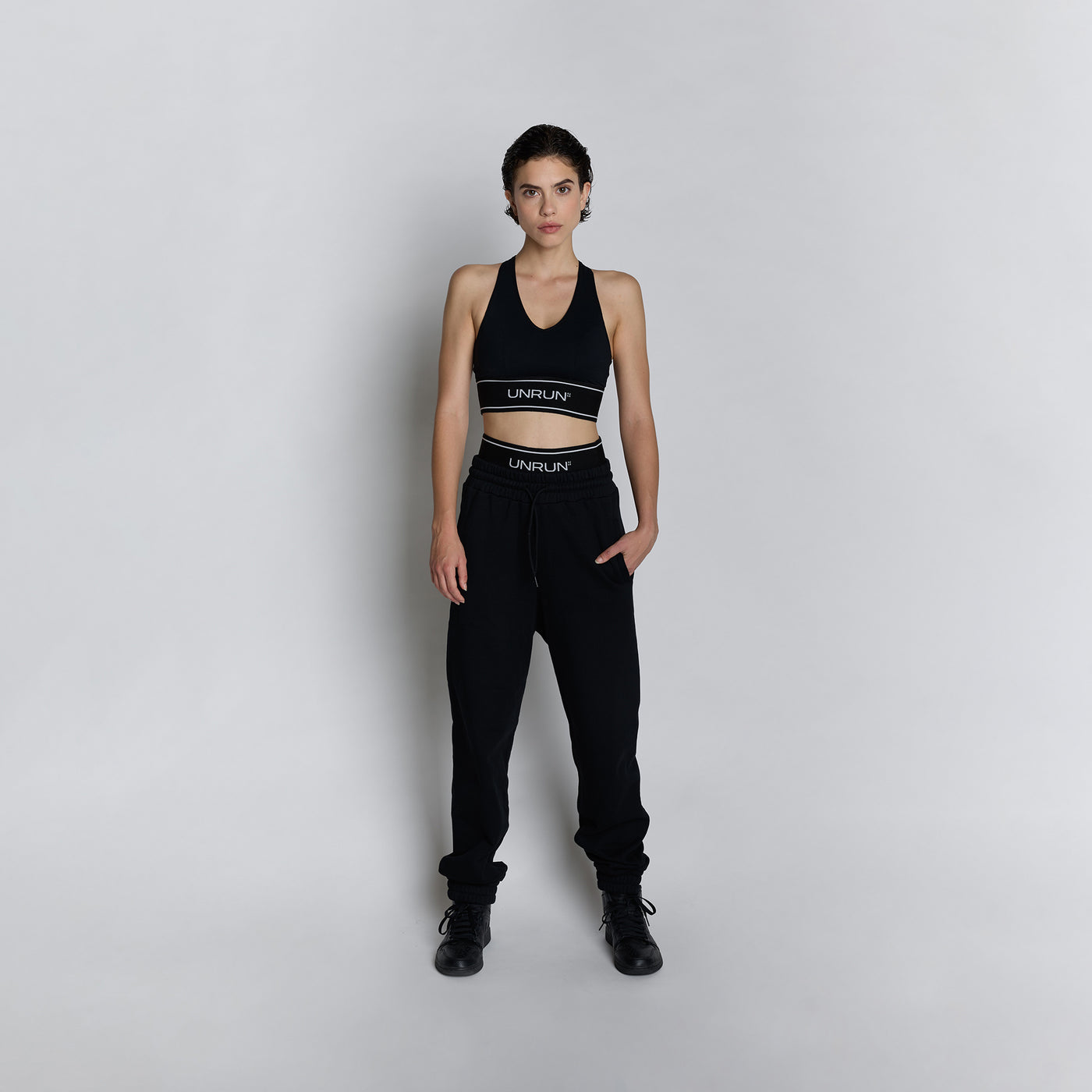 UNRUN sweatpants